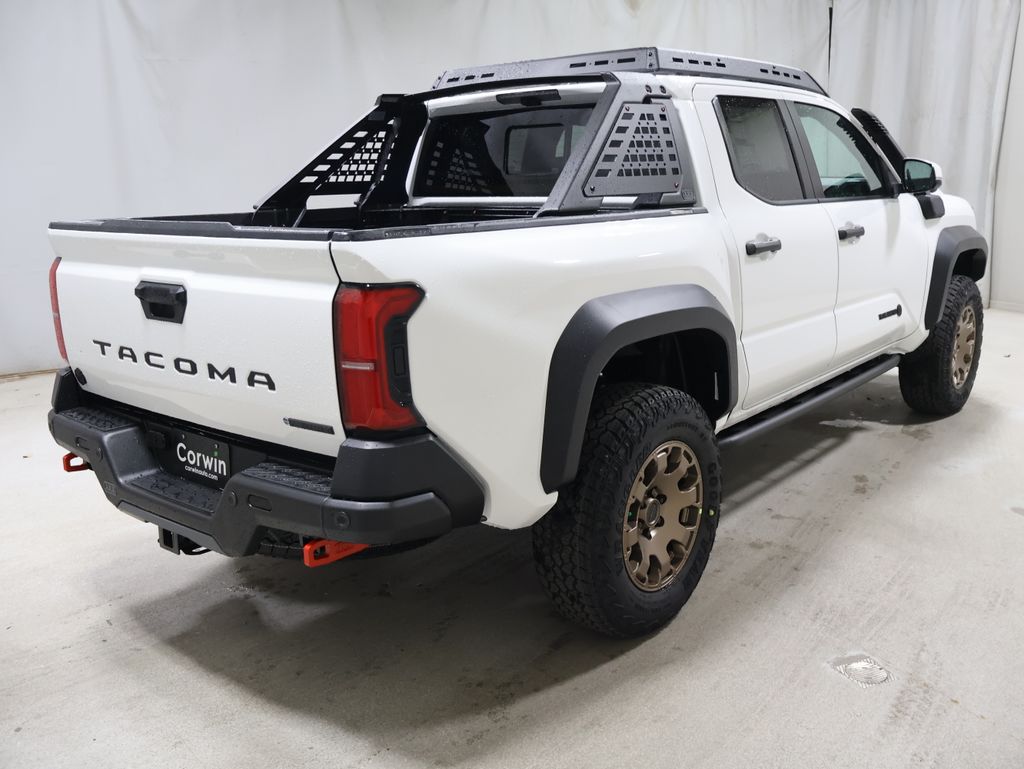 2026 Toyota Tacoma Trailhunter - Photo 4
