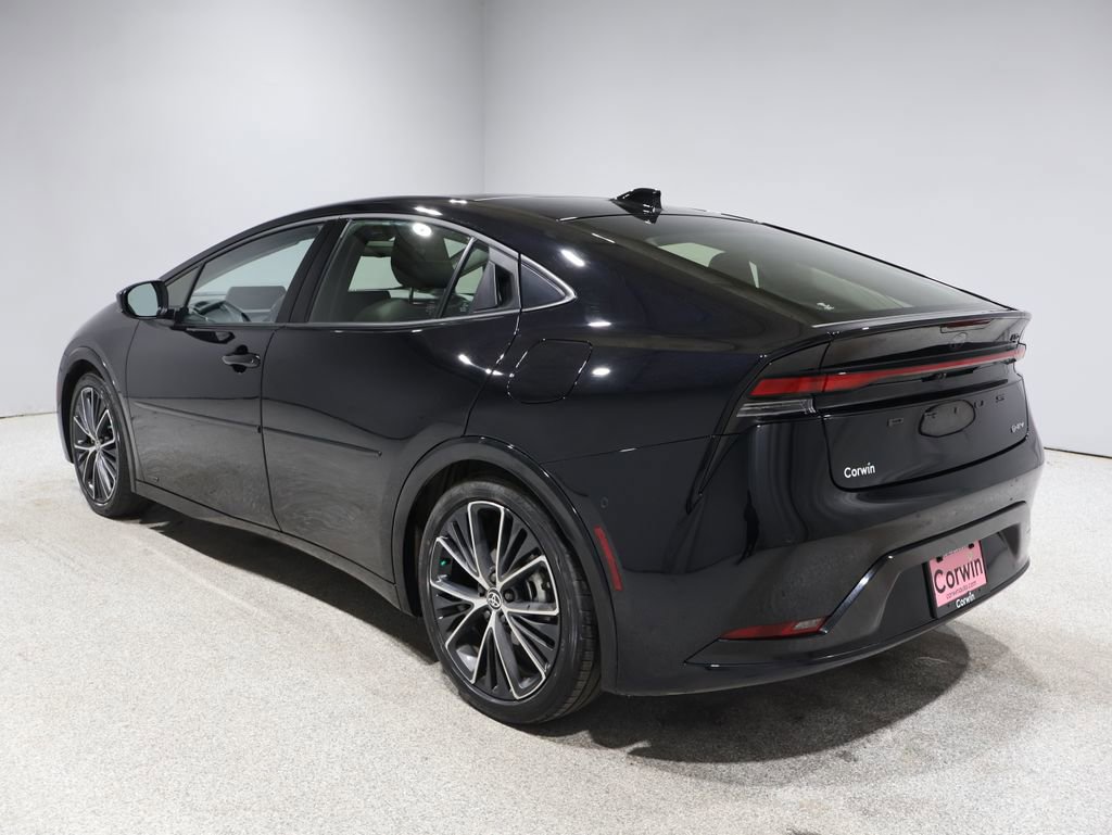 2024 Toyota Prius Limited photo 4