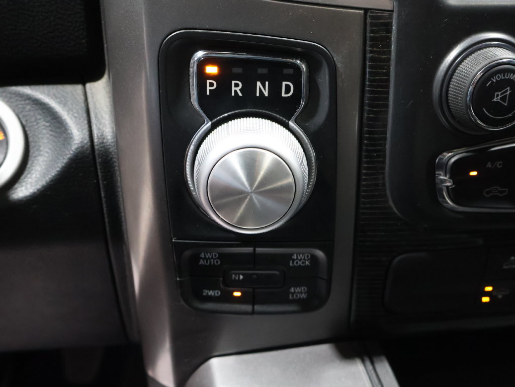 2016 RAM Ram 1500 Pickup Laramie Limited - Photo 35