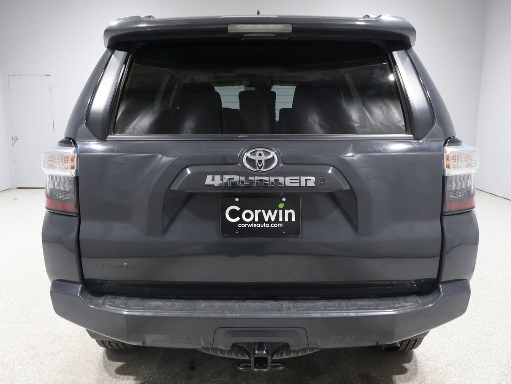 2024 Toyota 4Runner SR5 Premium photo 2