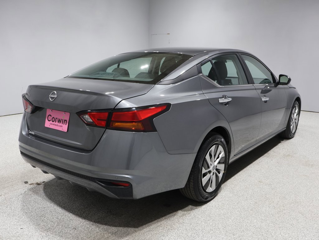 2024 Nissan Altima 2.5 S photo 2