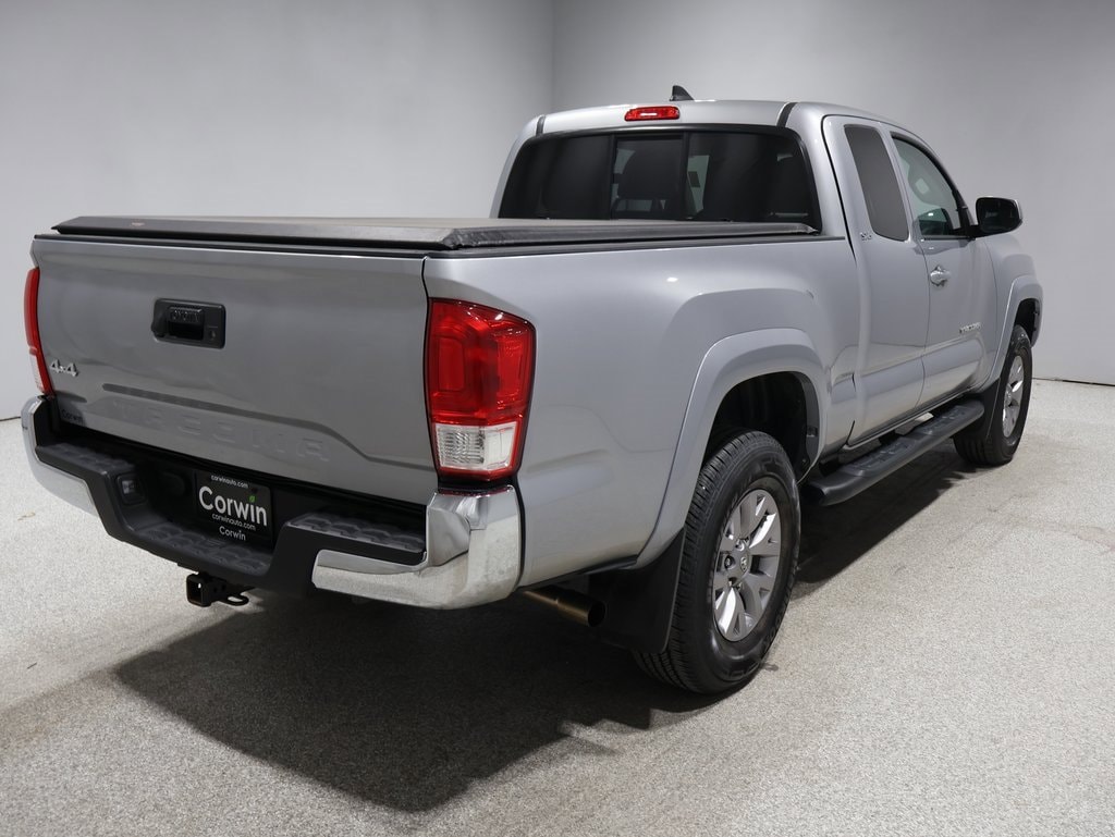 Used 2016 Toyota Tacoma SR5 with VIN 5TFSX5EN1GX043754 for sale in Fargo, ND