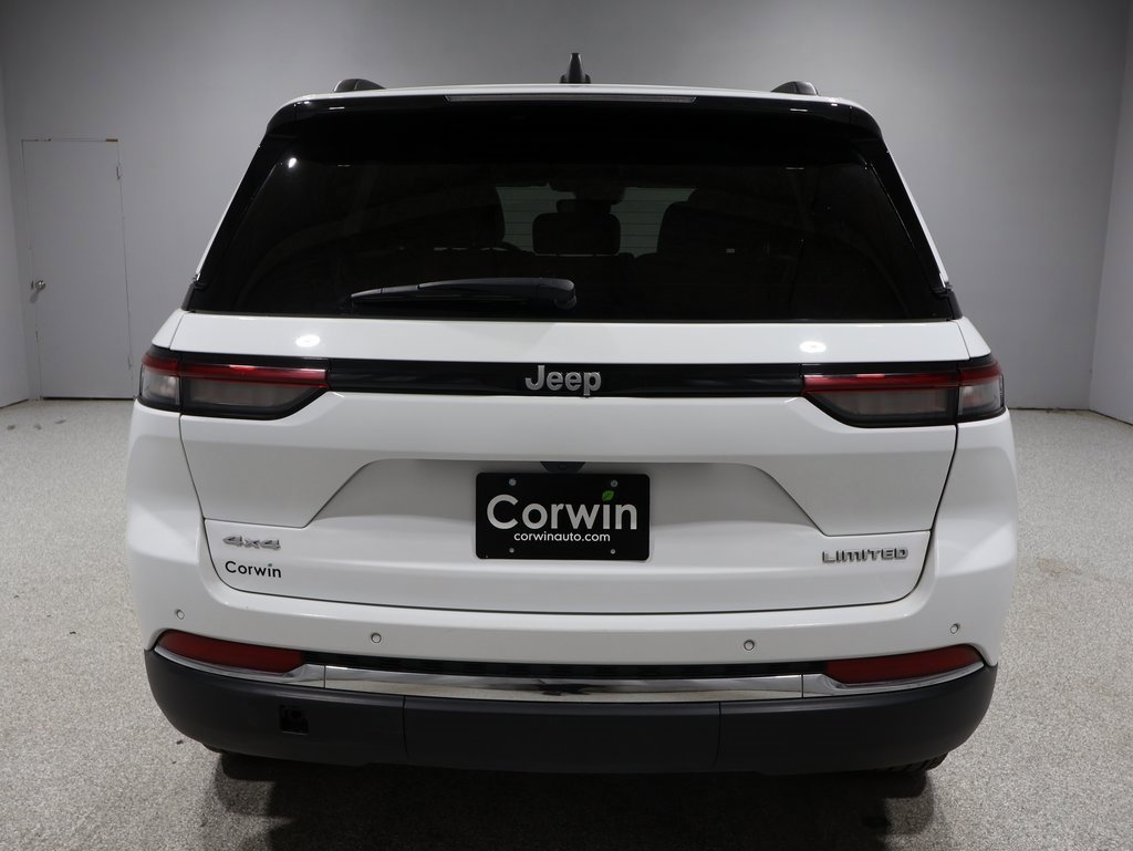 2024 Jeep Grand Cherokee Limited photo 3