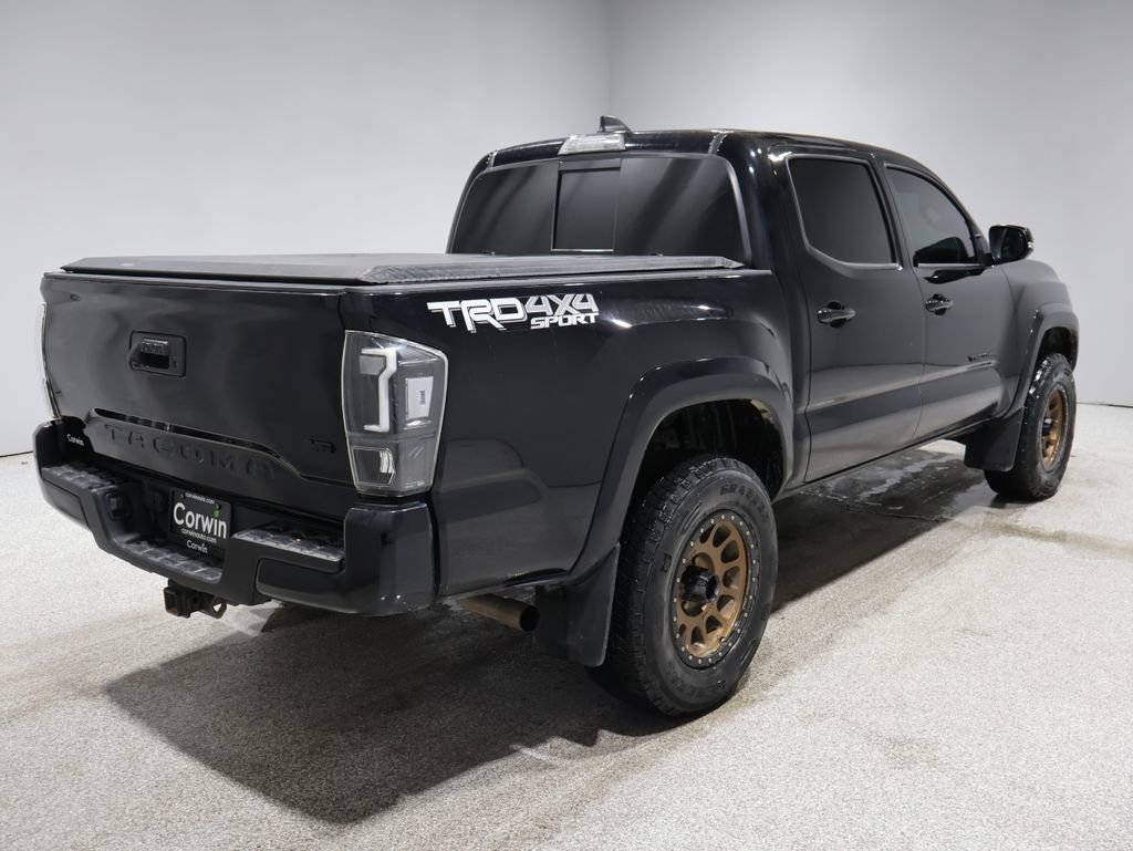 2020 Toyota Tacoma TRD Sport photo 2