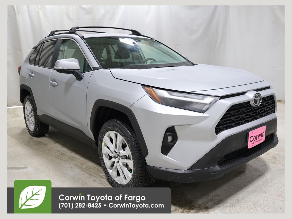 2025 Toyota RAV4 XLE Premium's photo