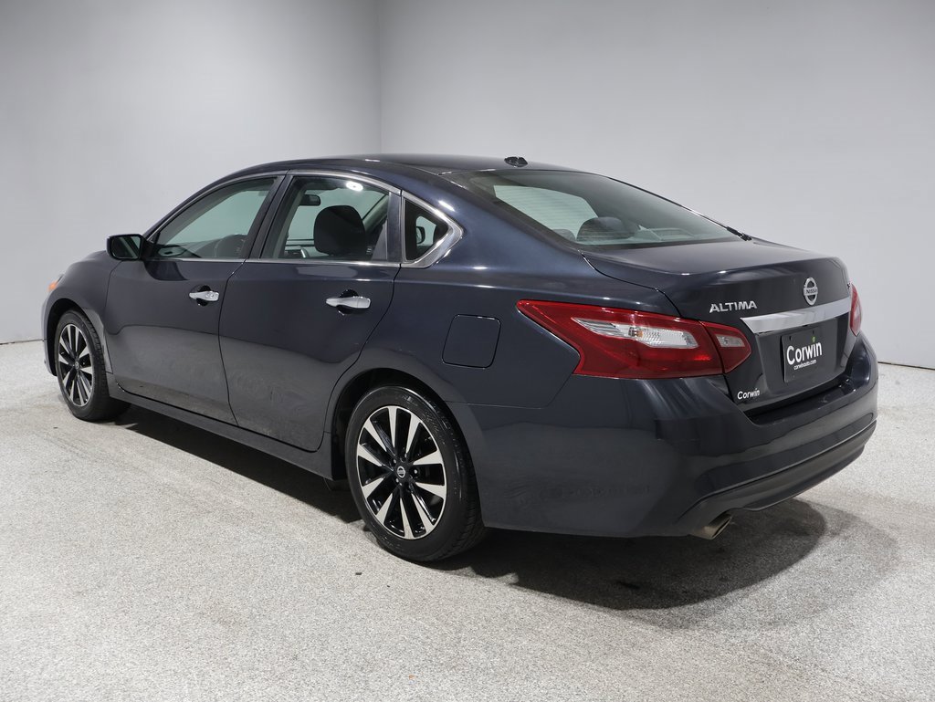 2018 Nissan Altima 2.5 SV photo 4