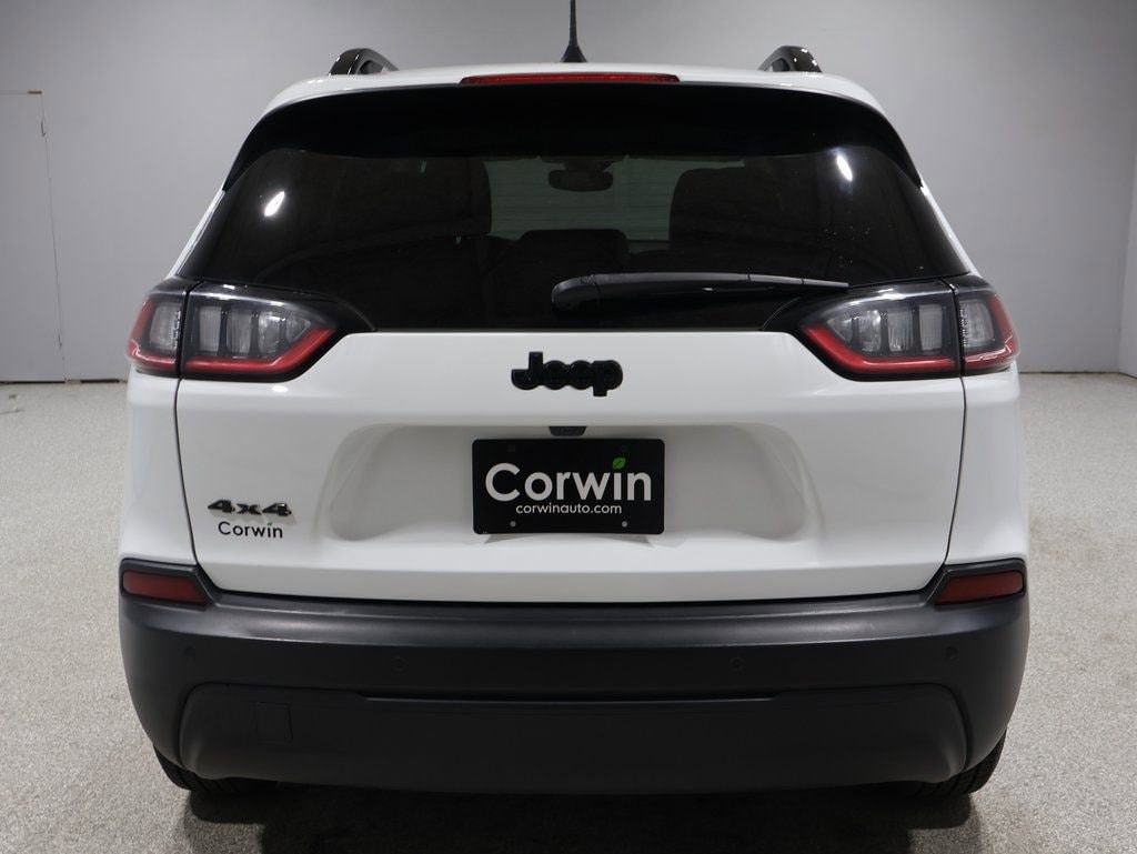 Used 2023 Jeep Cherokee Altitude SUV