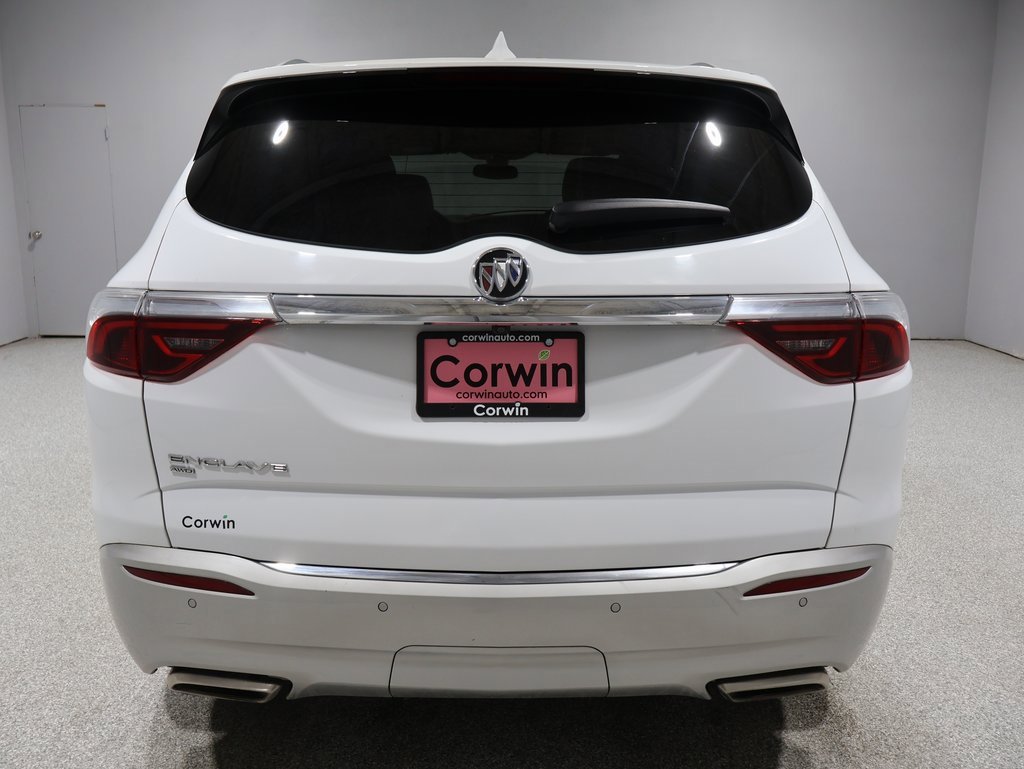 2024 Buick Enclave Essence photo 3