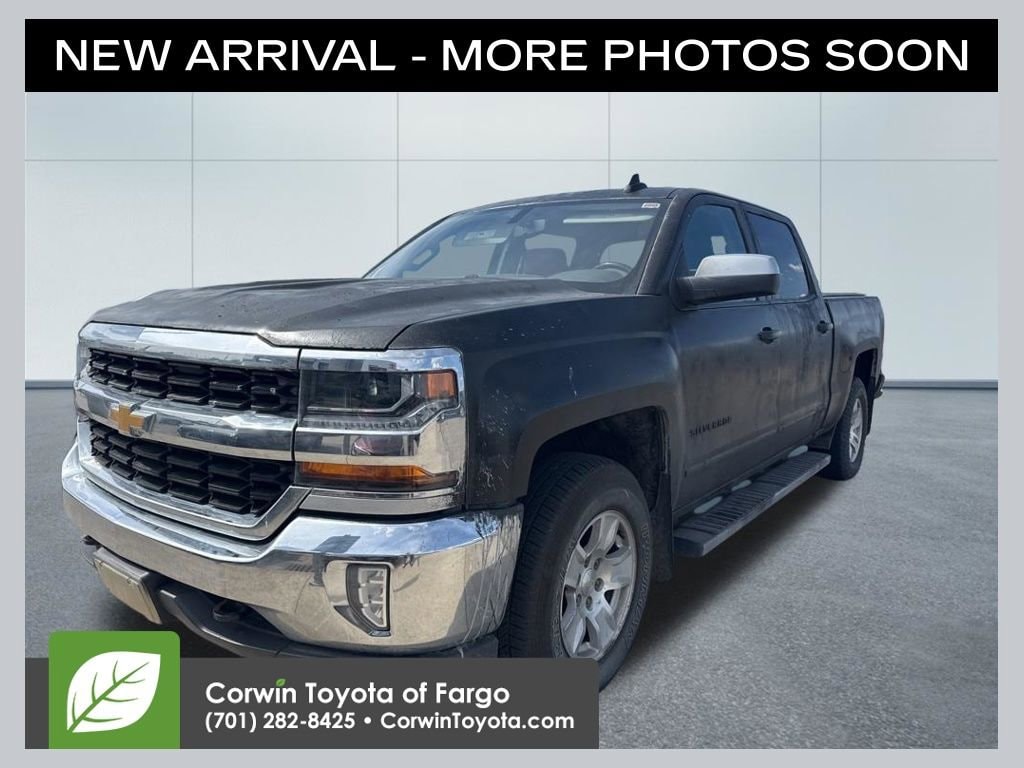 2017 Chevrolet Silverado 1500 LT 4X4 Crew Cab Short Box's photo