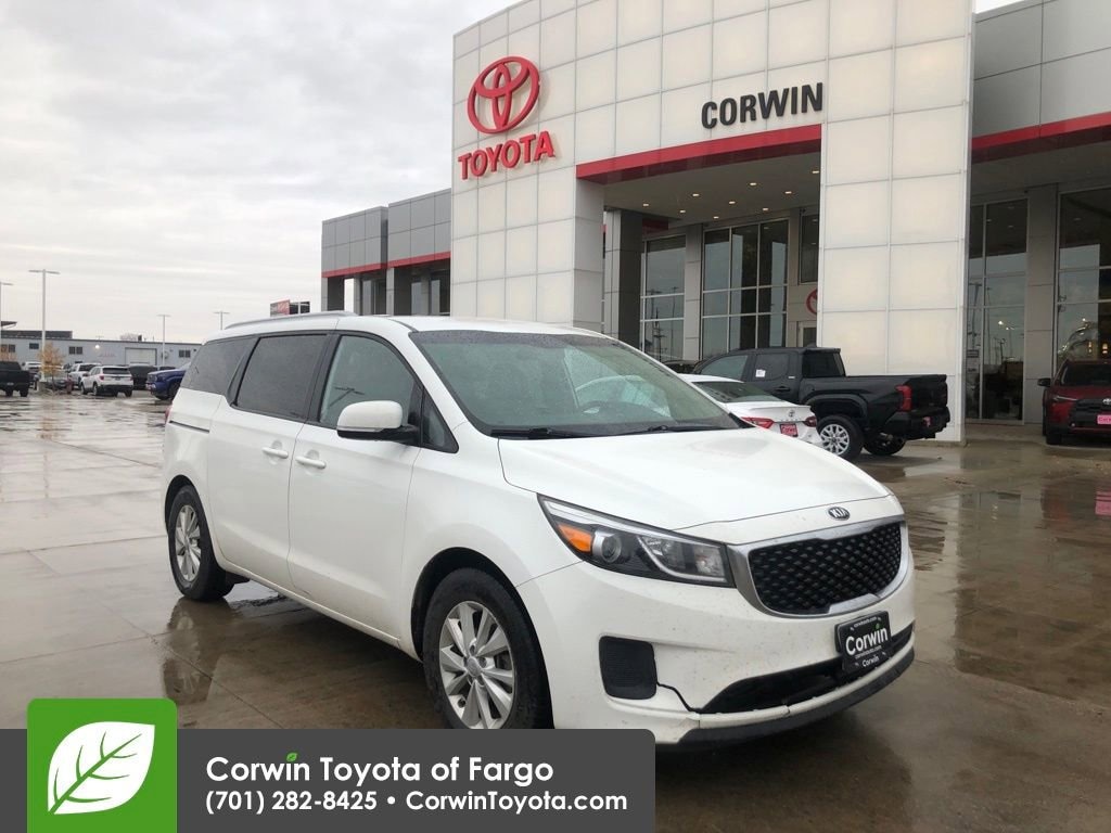 Used 2016 Kia Sedona LX Van