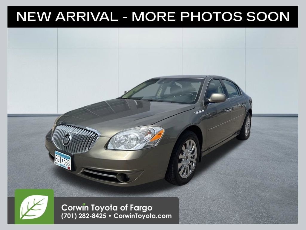 2011 Buick Lucerne CXL Premium's photo