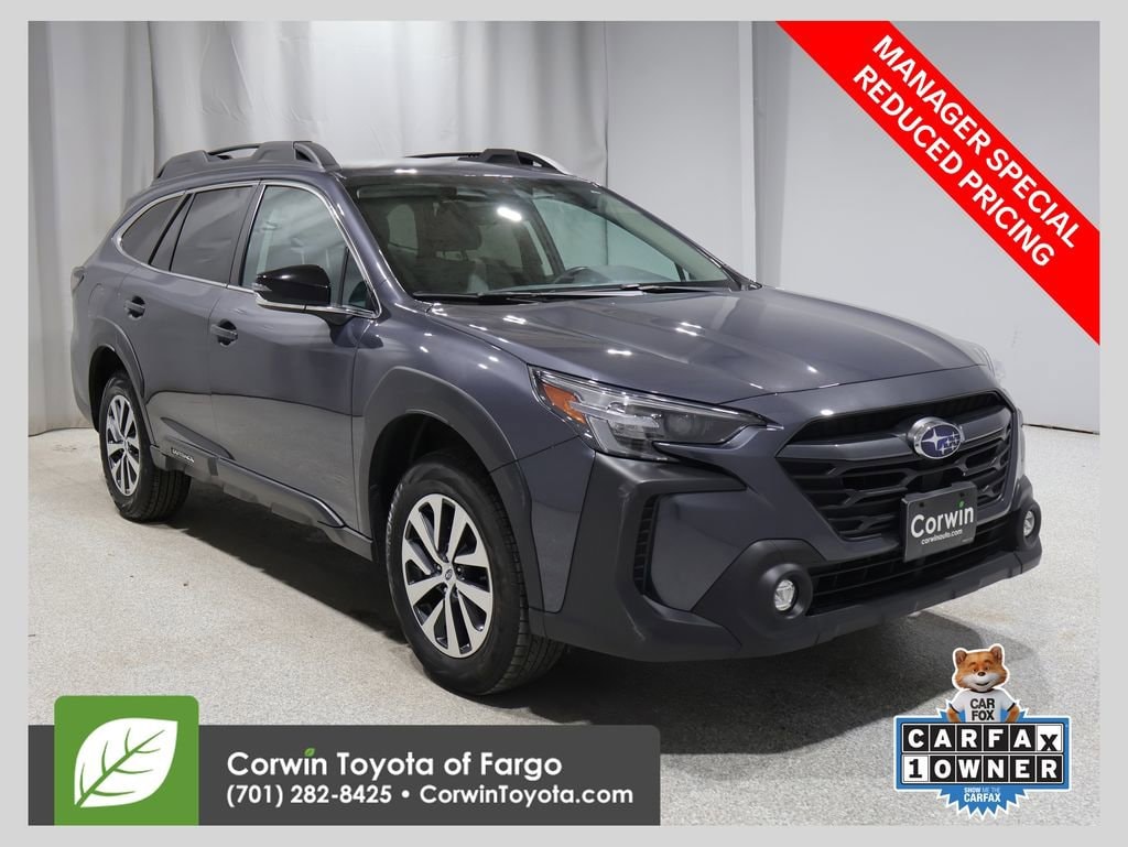 2024 Subaru Outback Premium's photo