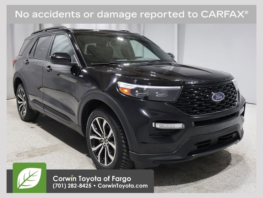 2023 Ford Explorer ST Line's photo