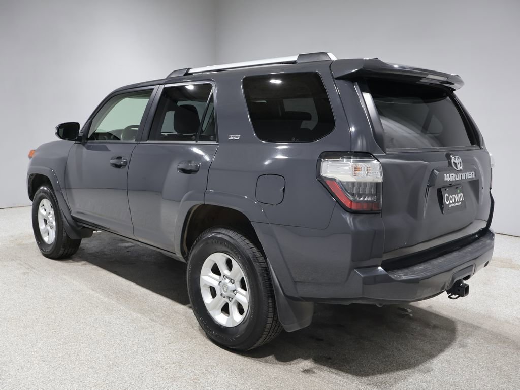 2024 Toyota 4Runner SR5 Premium photo 3