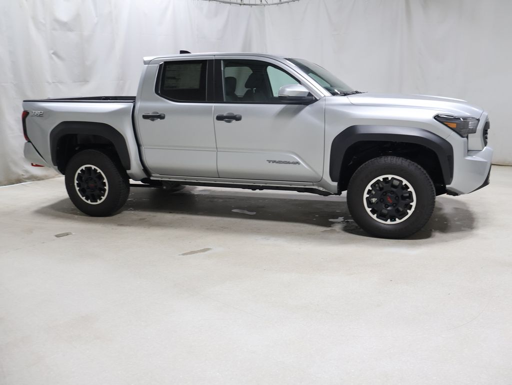 2026 Toyota Tacoma TRD Off Road - Photo 6