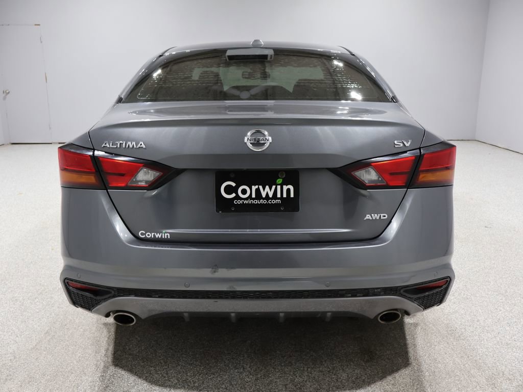 2019 Nissan Altima 2.5 SV photo 3