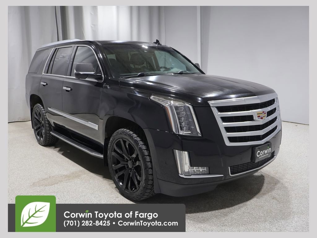 2017 Cadillac Escalade AWD Luxury's photo