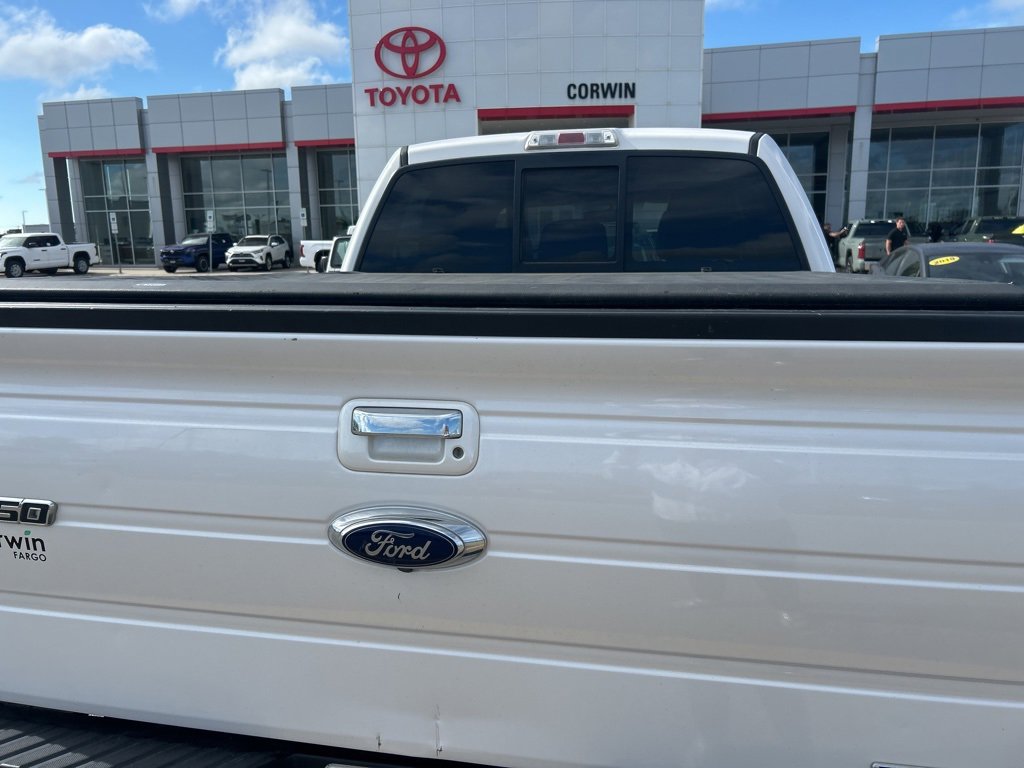 2011 Ford F-150 Lariat photo 3