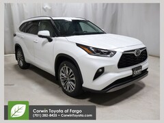 2026 Toyota Highlander Platinum SUV