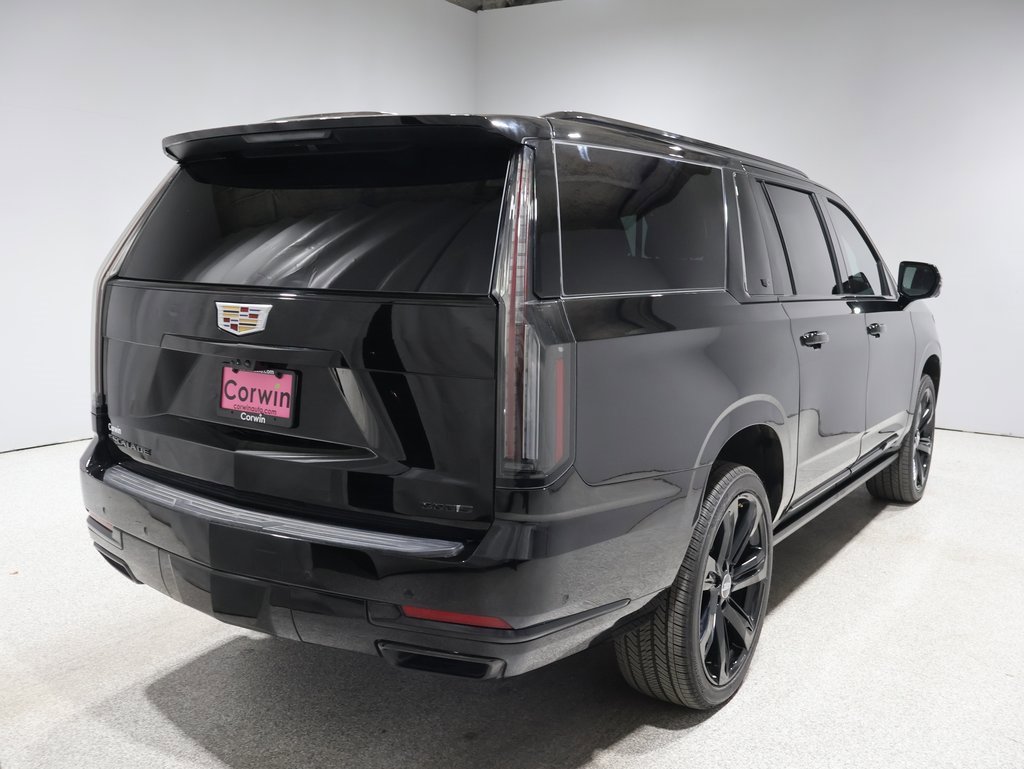 2025 Cadillac Escalade ESV Sport Platinum photo 2