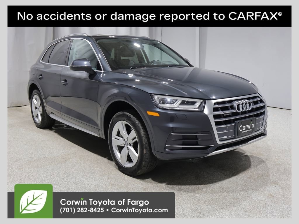 2018 Audi Q5 2.0T quattro S tronic Premium Plus's photo