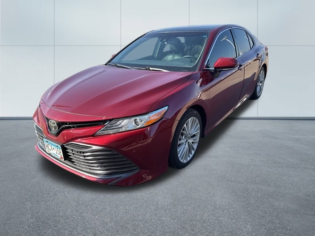 Used 2018 Toyota Camry XLE Sedan