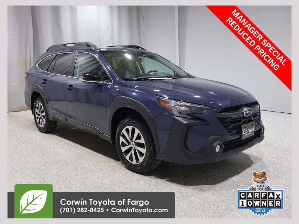 2024 Subaru Outback Premium's photo