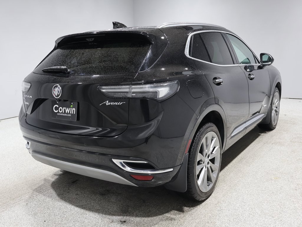 2022 Buick Envision Avenir photo 2