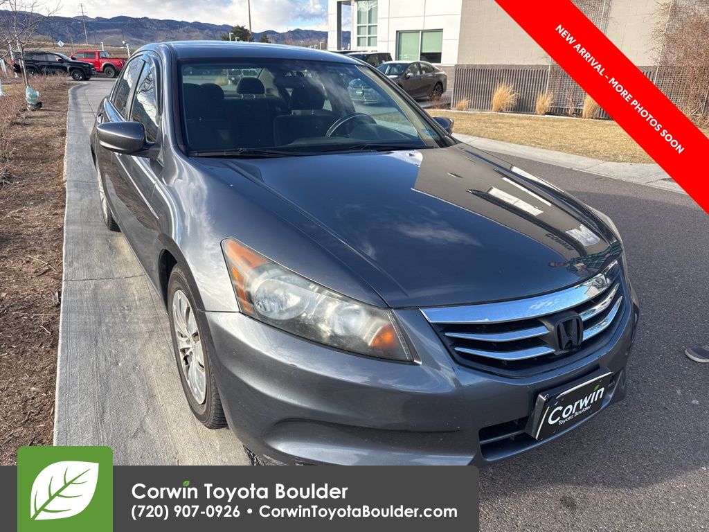 2011 Honda Accord LX's photo