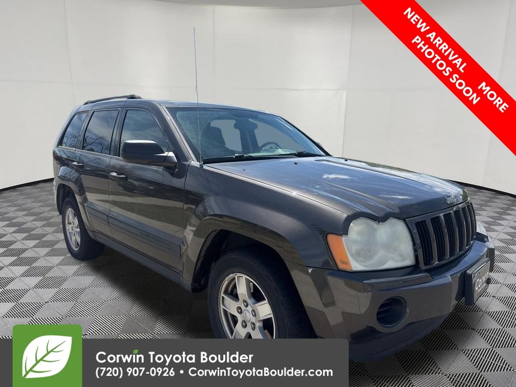 2005 Jeep Grand Cherokee Laredo 4WD's photo