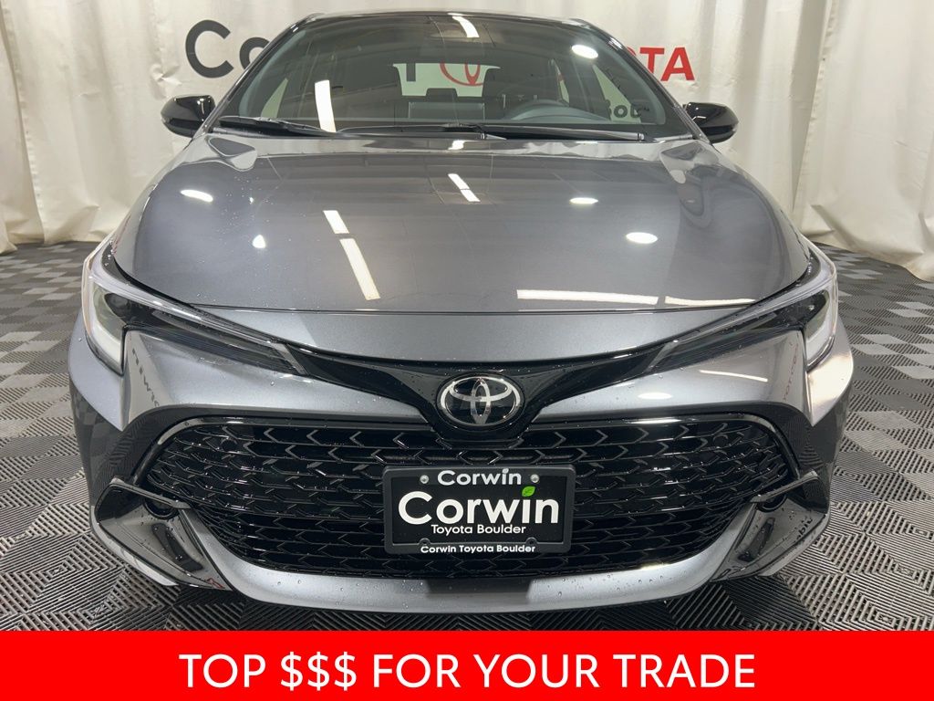 2026 Toyota Corolla SE photo 2