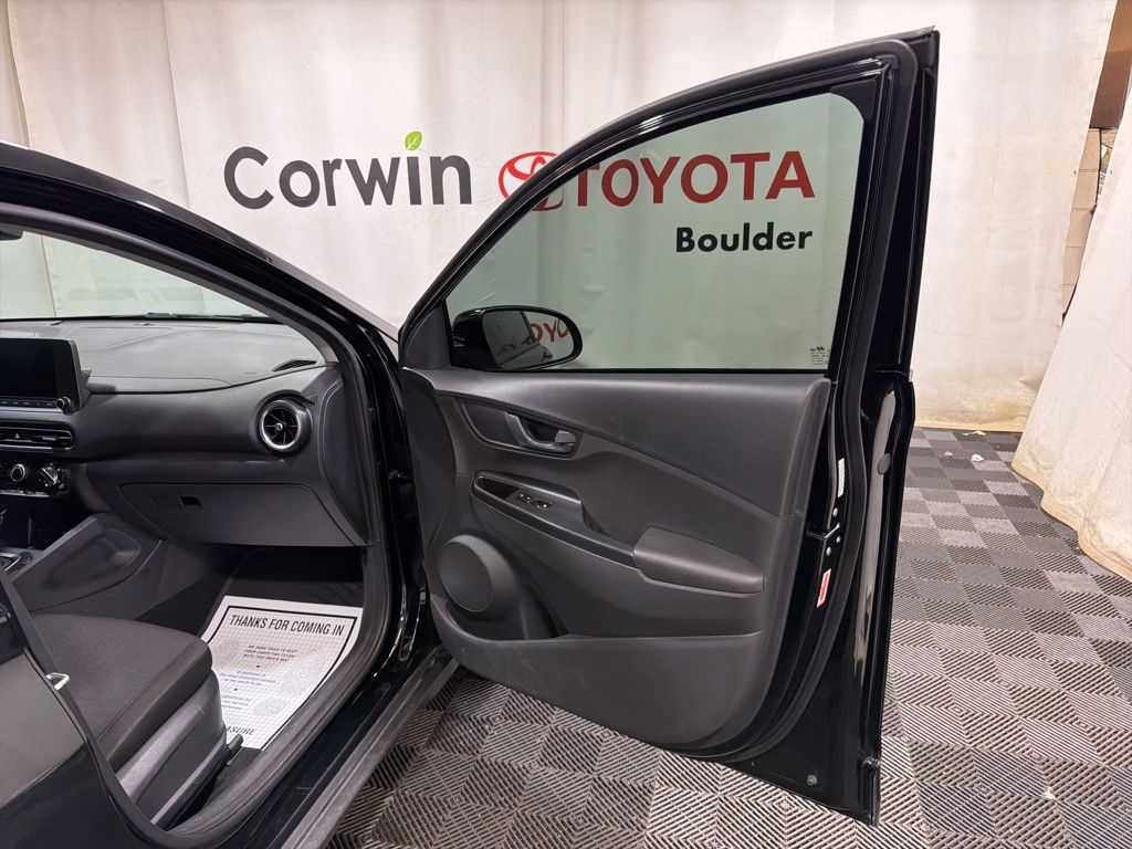 2023 Hyundai Kona SEL - Photo 8