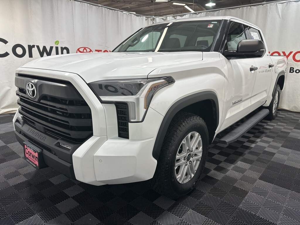 2023 Toyota Tundra SR5 photo 2