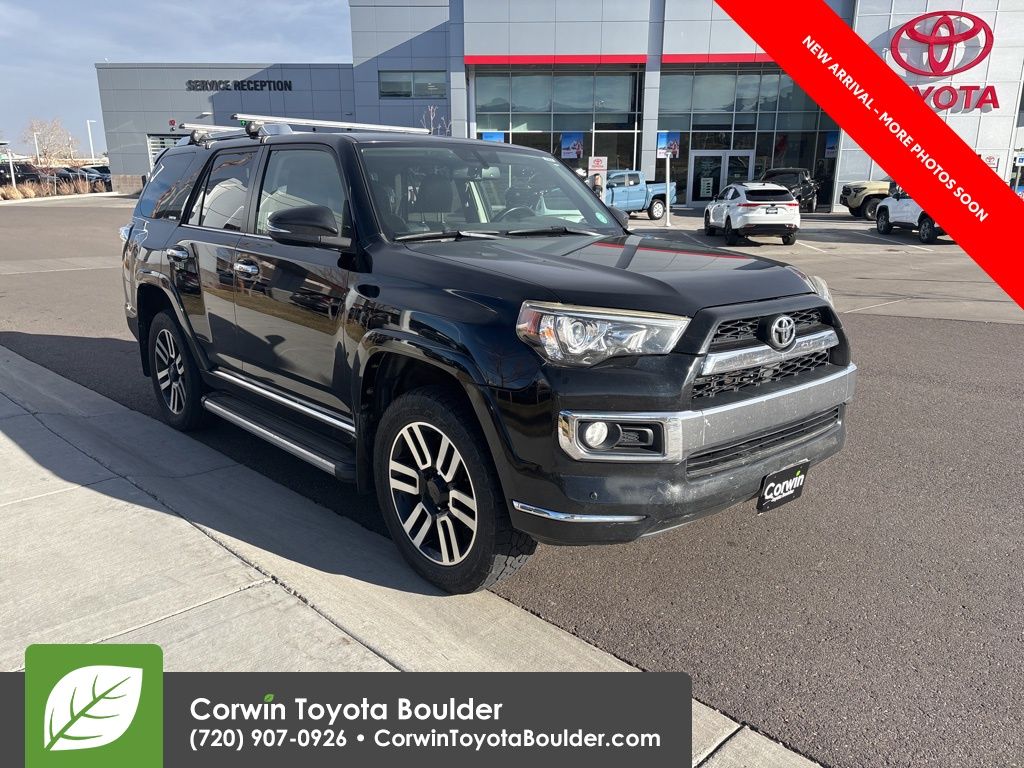 2015 Toyota 4Runner Limited's photo
