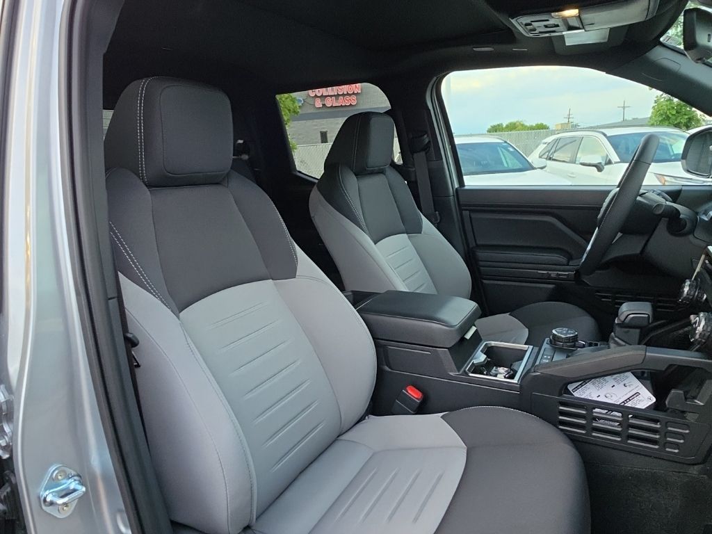 2026 Toyota Tacoma TRD Off Road - Photo 13