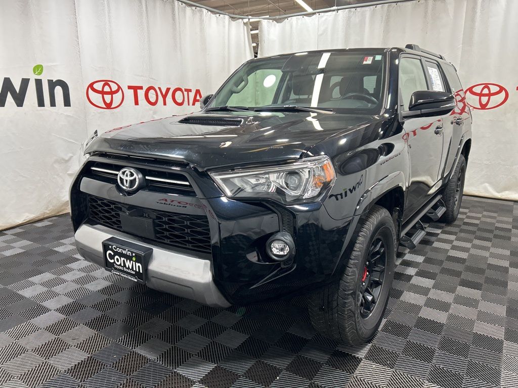 2023 Toyota 4Runner TRD Off-Road Premium photo 3