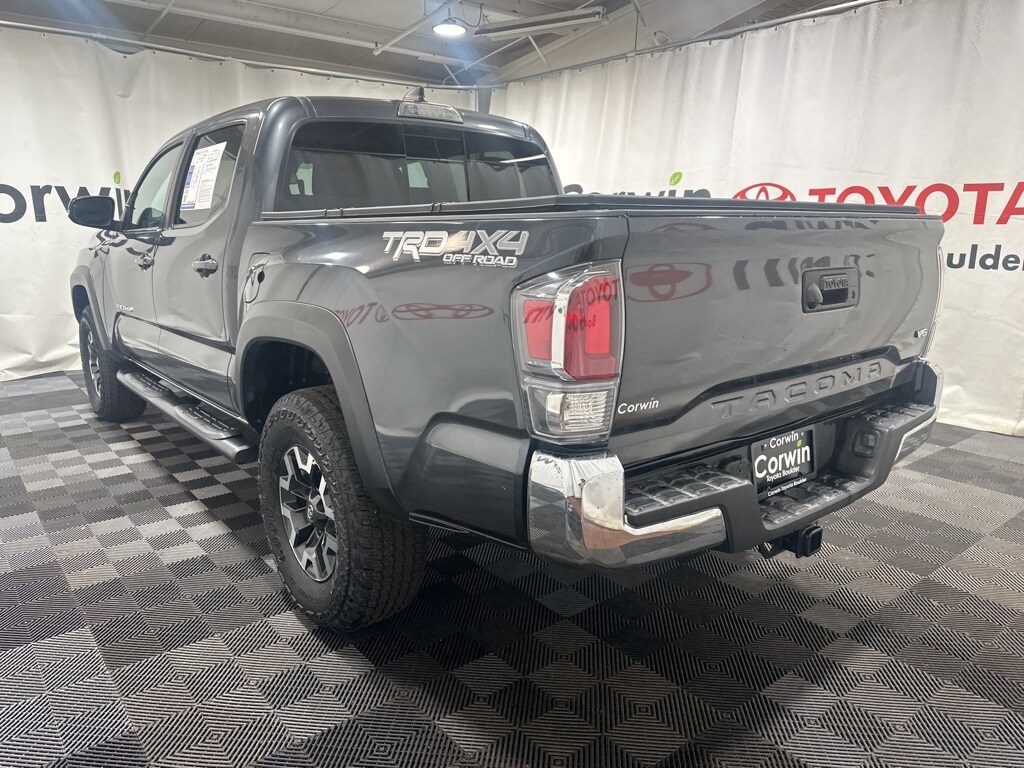 2022 Toyota Tacoma TRD Off-Road photo 3