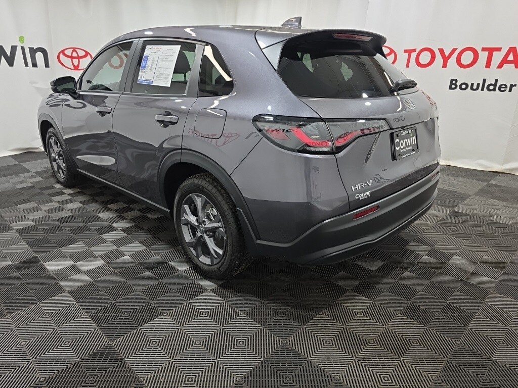 2026 Honda HR-V LX photo 4