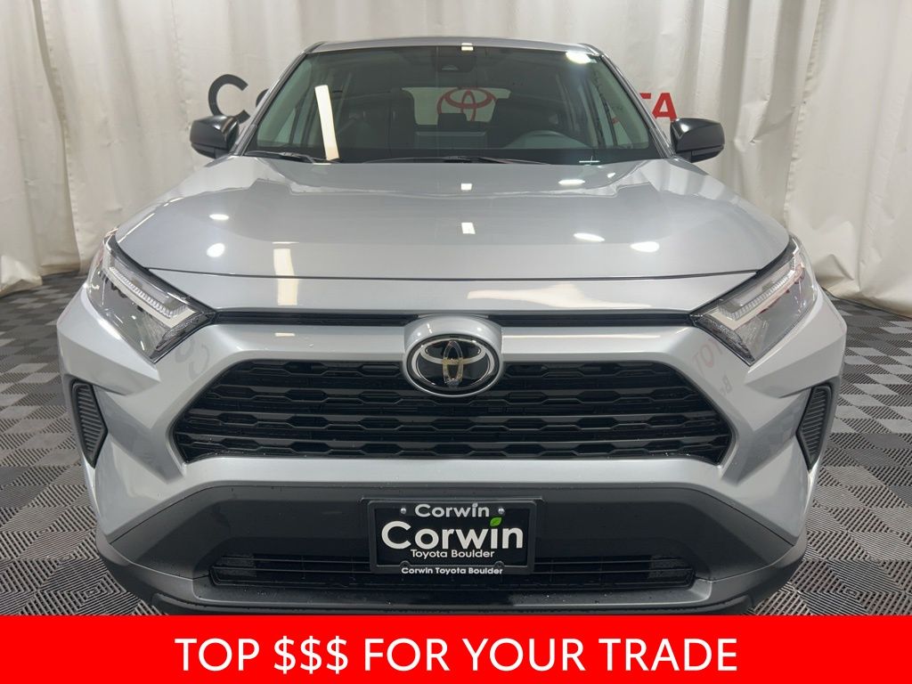 2025 Toyota RAV4 LE photo 2
