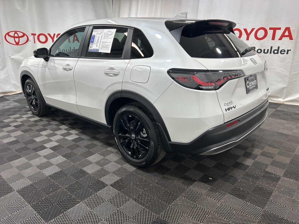 2026 Honda HR-V Sport photo 4