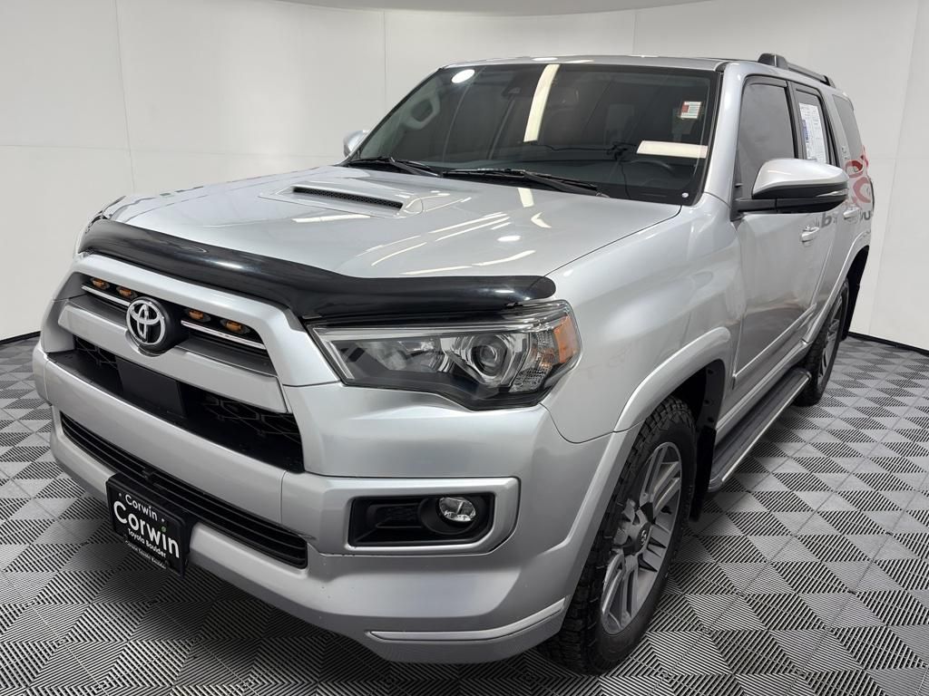 2022 Toyota 4Runner TRD Sport - Photo 3