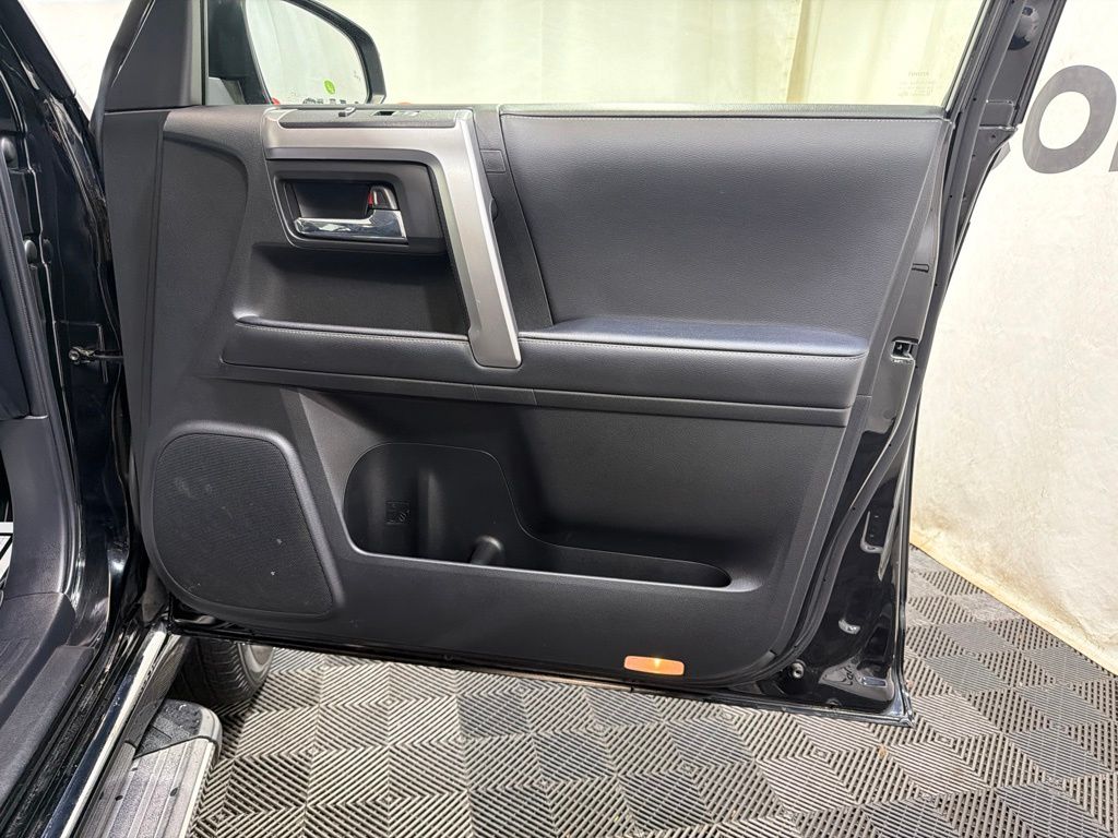 2023 Toyota 4Runner Limited - Photo 8