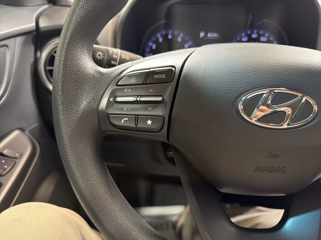 2023 Hyundai Kona SEL - Photo 23
