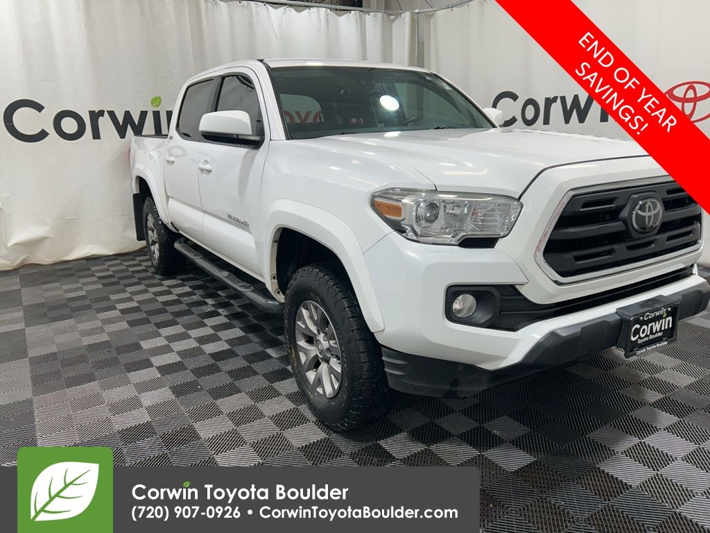 2019 Toyota Tacoma SR5's photo