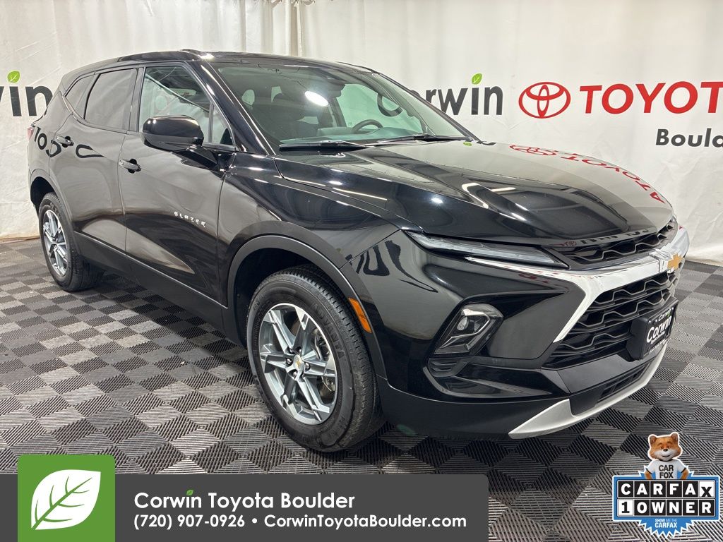 2025 Chevrolet Blazer 2.0T 2LT AWD's photo