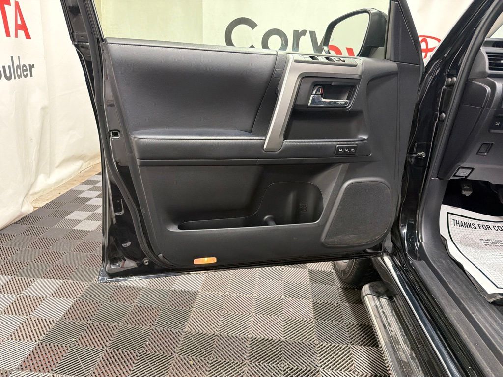 2023 Toyota 4Runner Limited - Photo 19