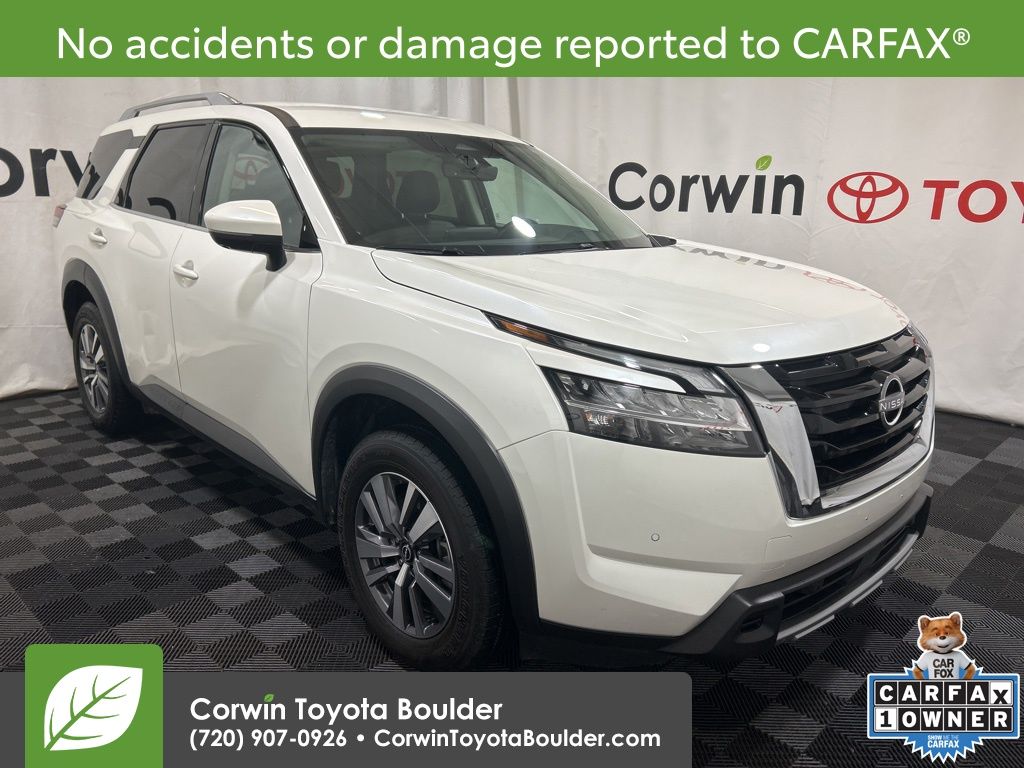 2023 Nissan Pathfinder SL