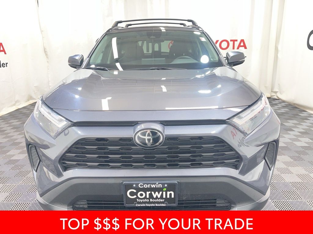 2024 Toyota RAV4 XLE photo 2