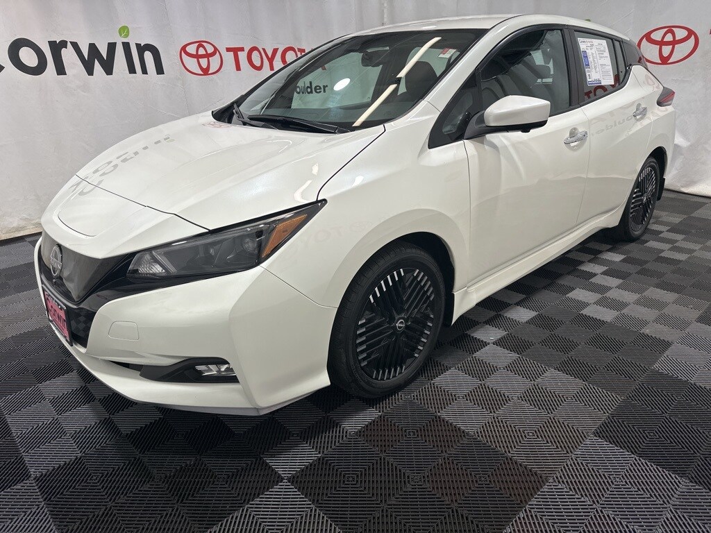2023 Nissan Leaf SV Plus photo 3
