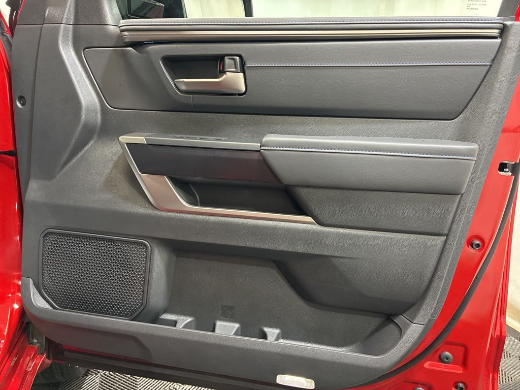 2026 Toyota Tundra Platinum - Photo 12
